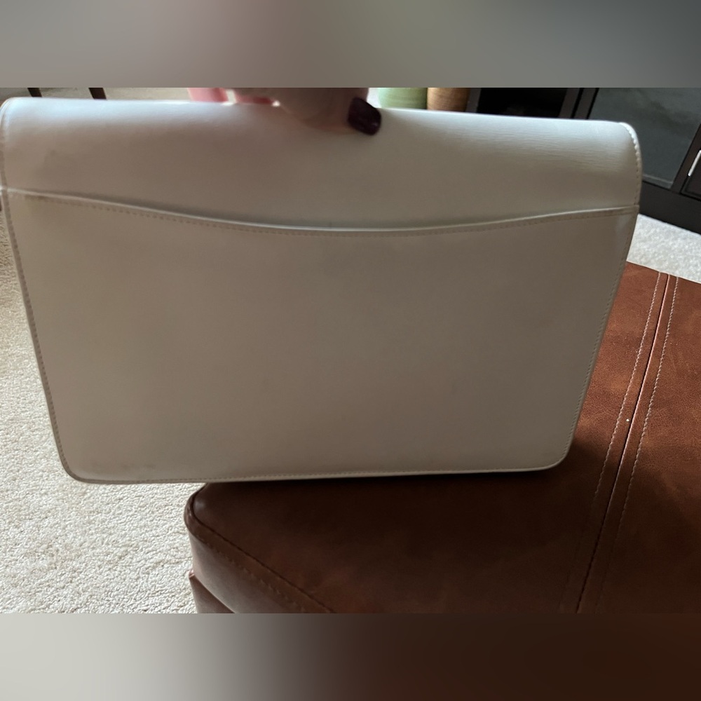 Authentic Gucci Purse - Picture 6 of 15